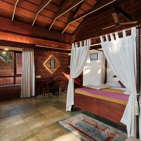 Sai Vishram Beach Resort Bainduru Eksteriør billede