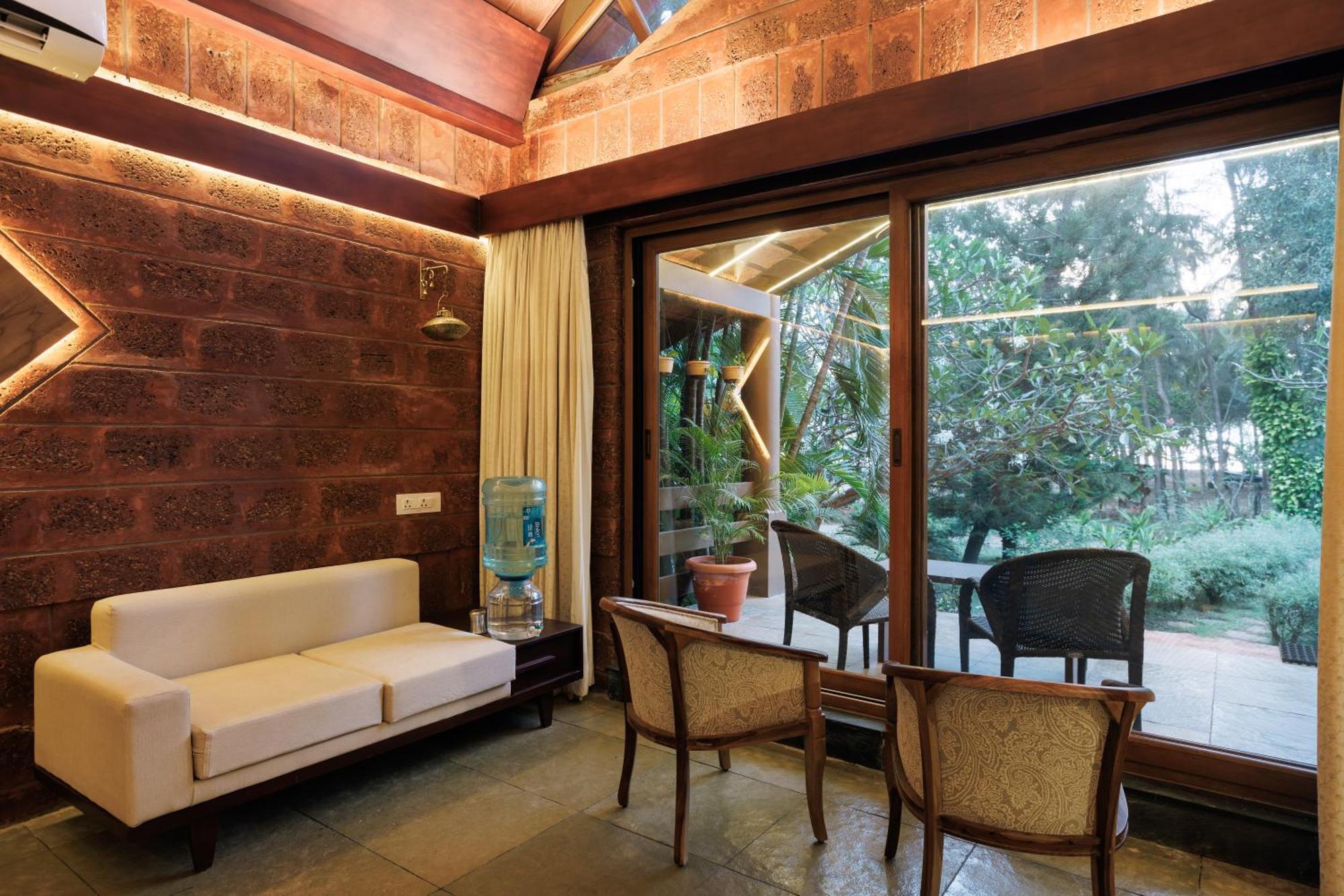 Sai Vishram Beach Resort Bainduru Eksteriør billede