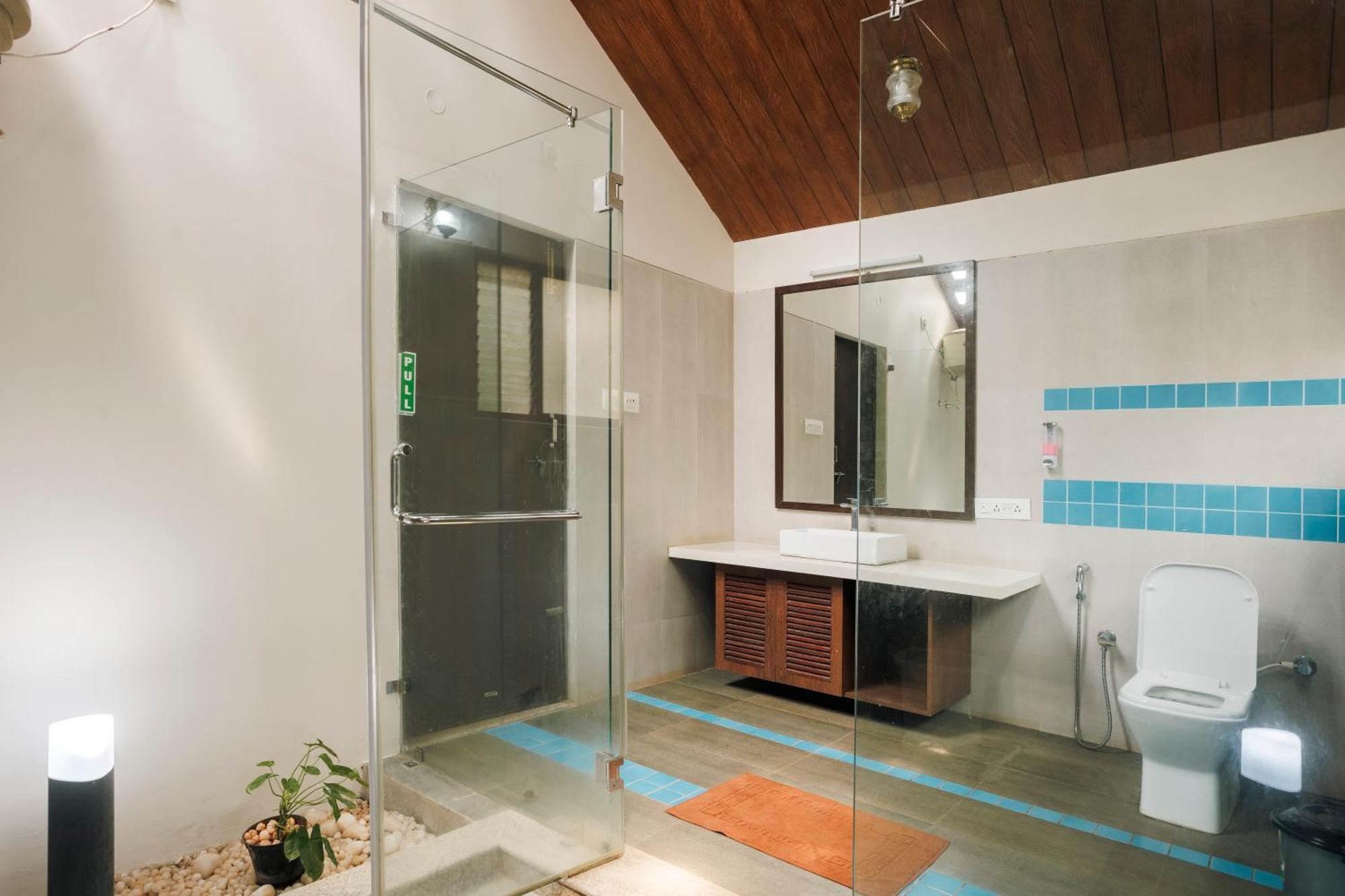 Sai Vishram Beach Resort Bainduru Eksteriør billede