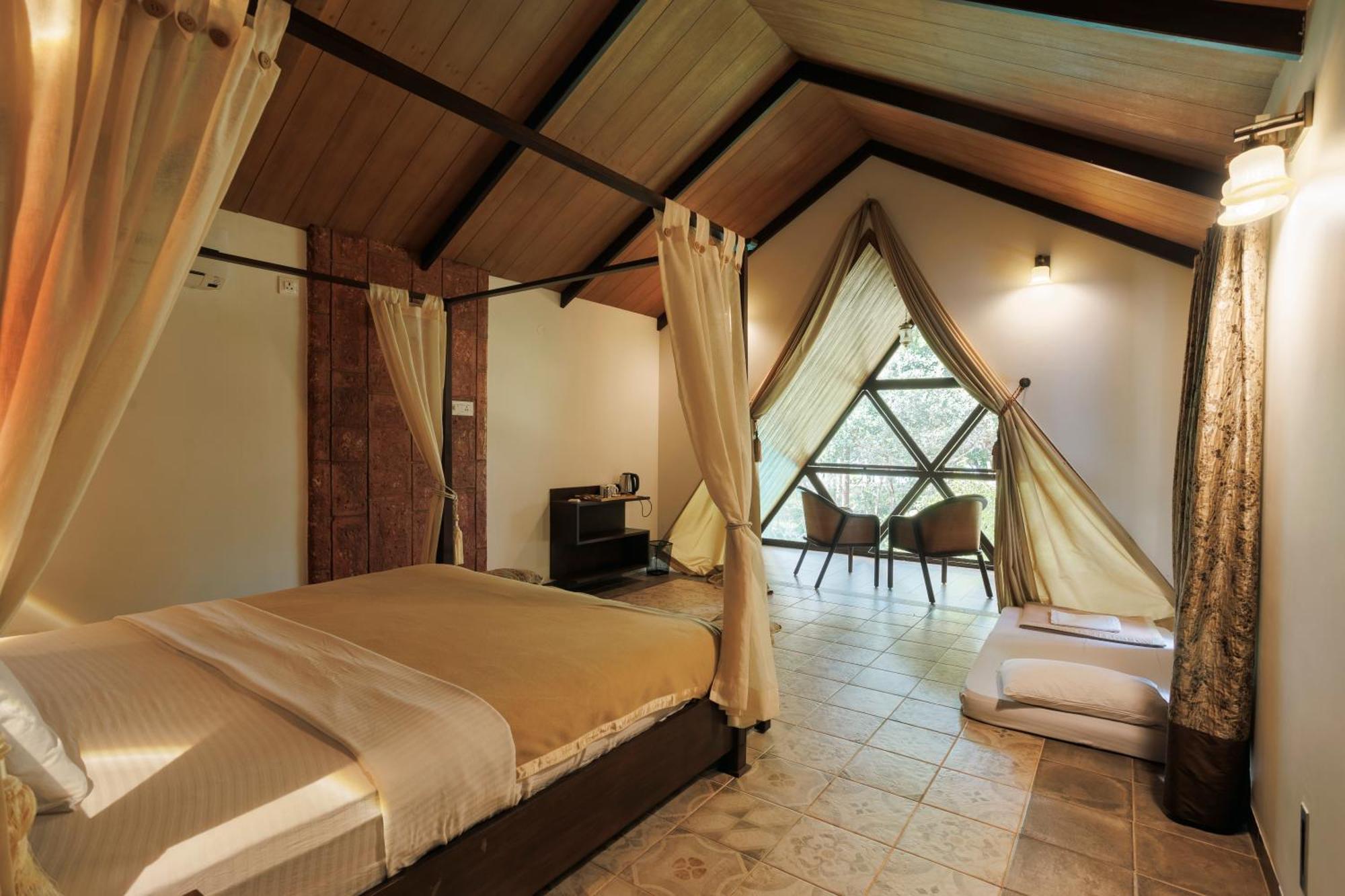 Sai Vishram Beach Resort Bainduru Eksteriør billede