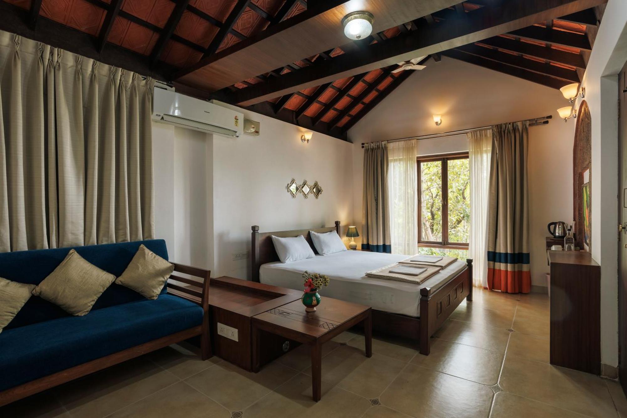 Sai Vishram Beach Resort Bainduru Eksteriør billede