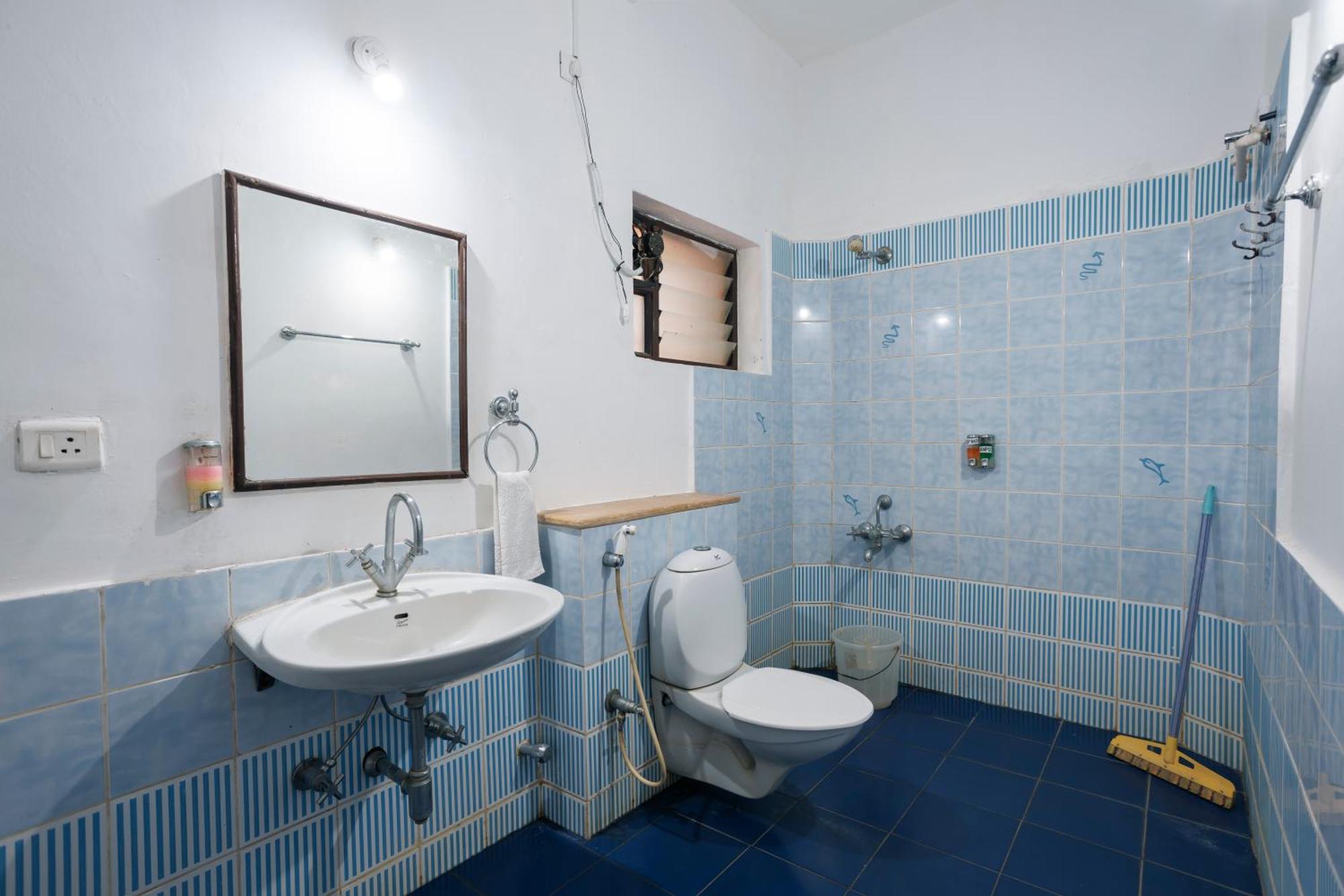 Sai Vishram Beach Resort Bainduru Eksteriør billede
