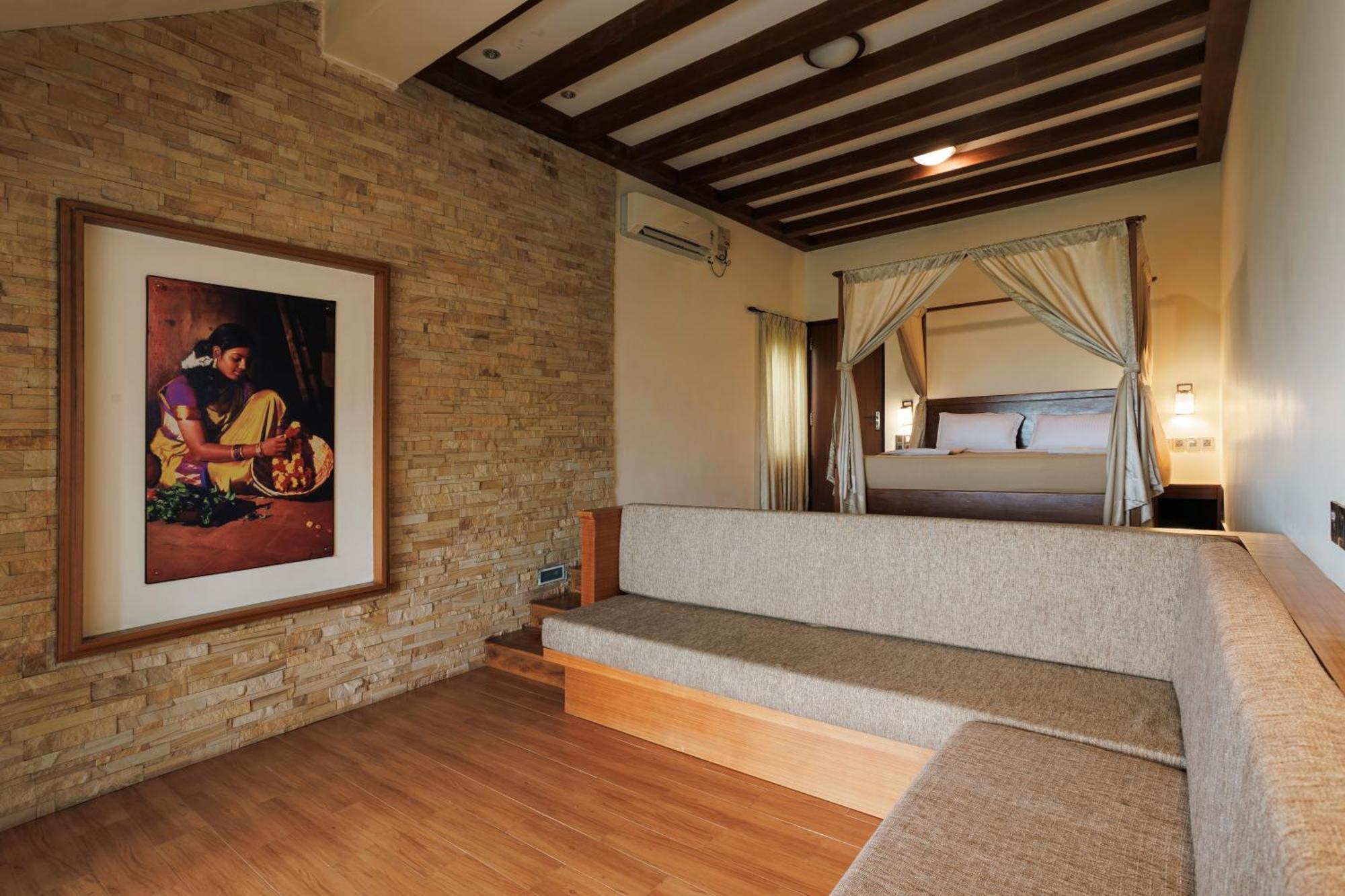 Sai Vishram Beach Resort Bainduru Eksteriør billede