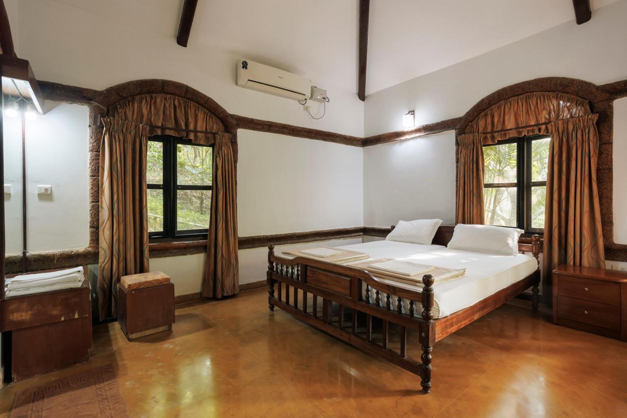 Sai Vishram Beach Resort Bainduru Eksteriør billede