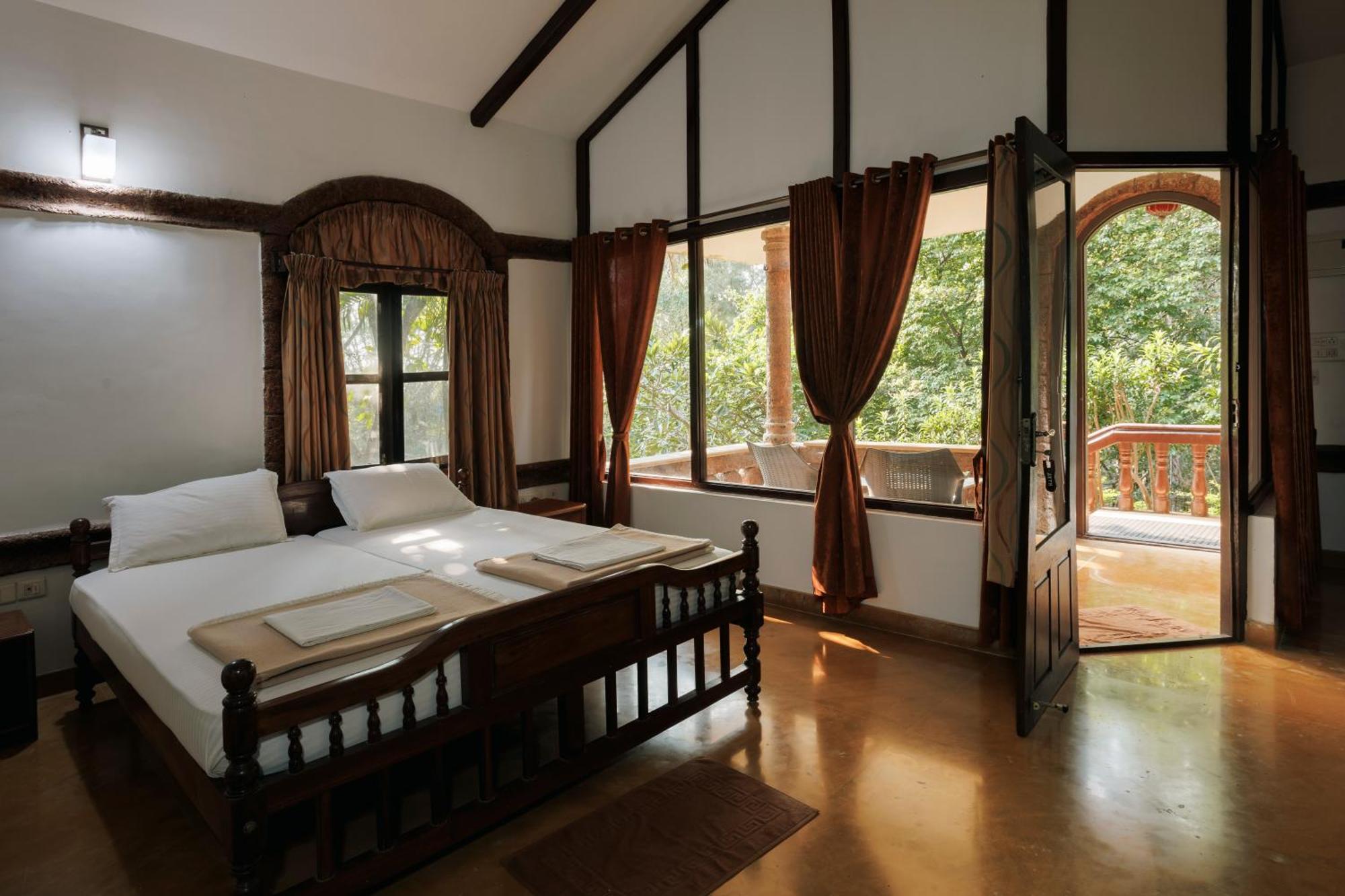 Sai Vishram Beach Resort Bainduru Eksteriør billede
