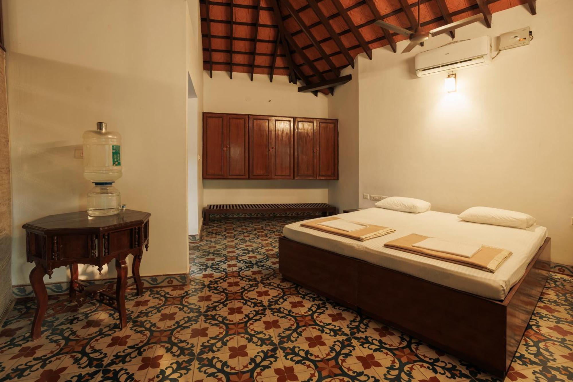 Sai Vishram Beach Resort Bainduru Eksteriør billede