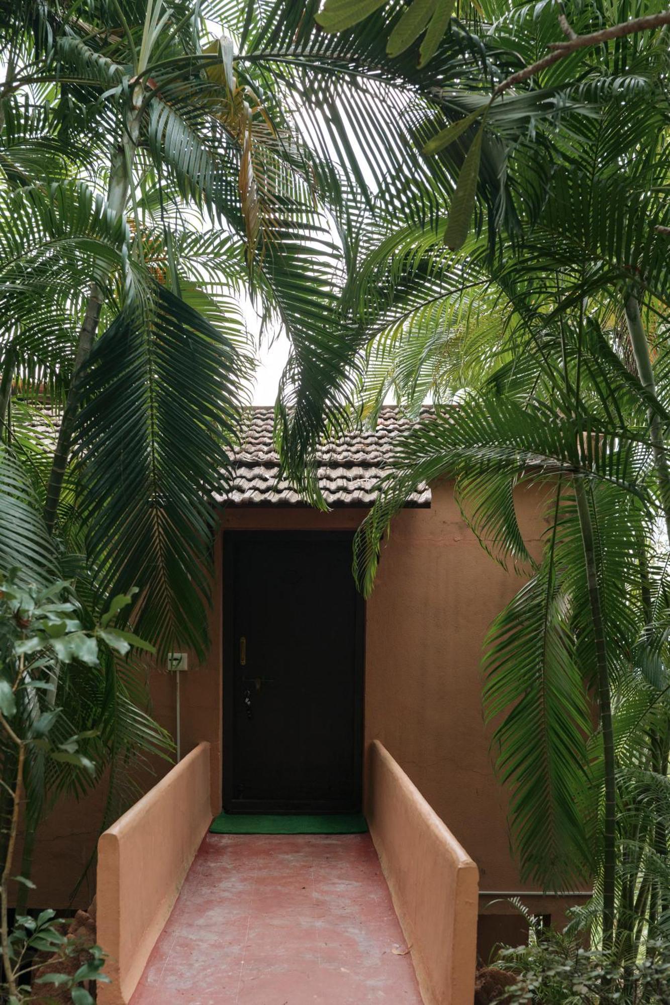 Sai Vishram Beach Resort Bainduru Eksteriør billede